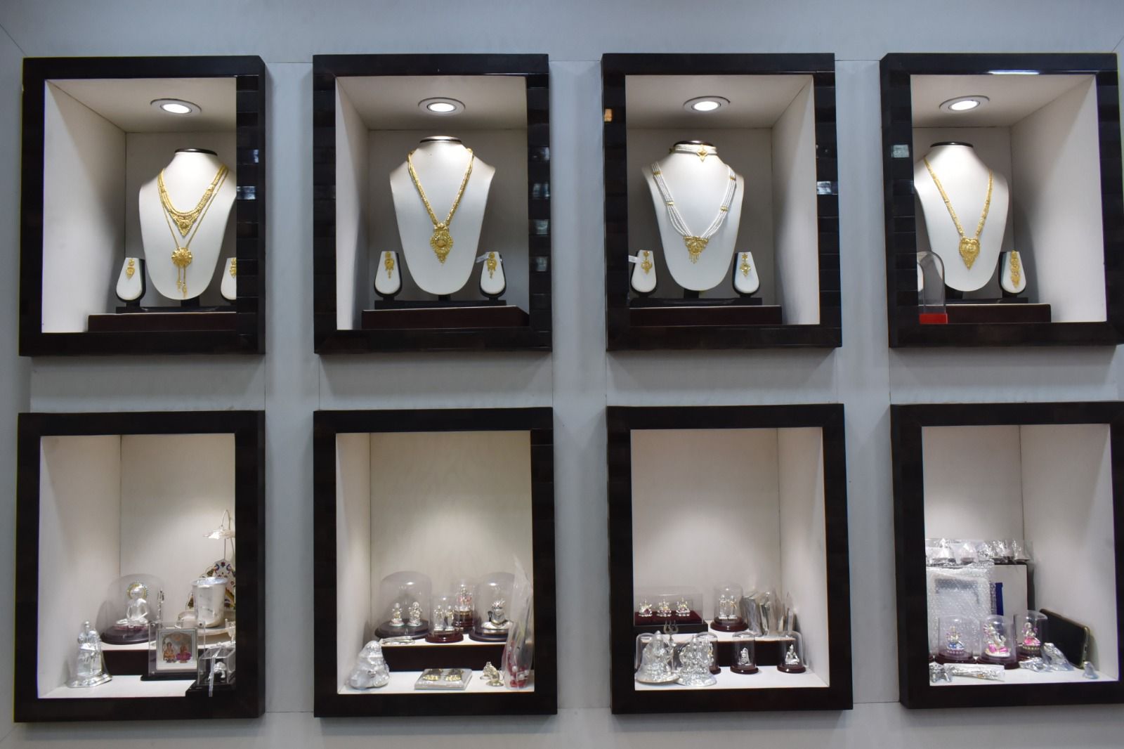 Sri Mahalaxmi Jewellers new gallery photo 1