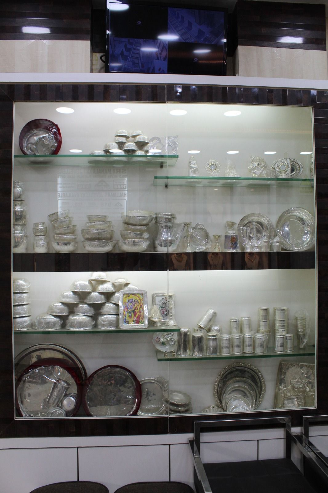 Sri Mahalaxmi Jewellers new gallery photo 3